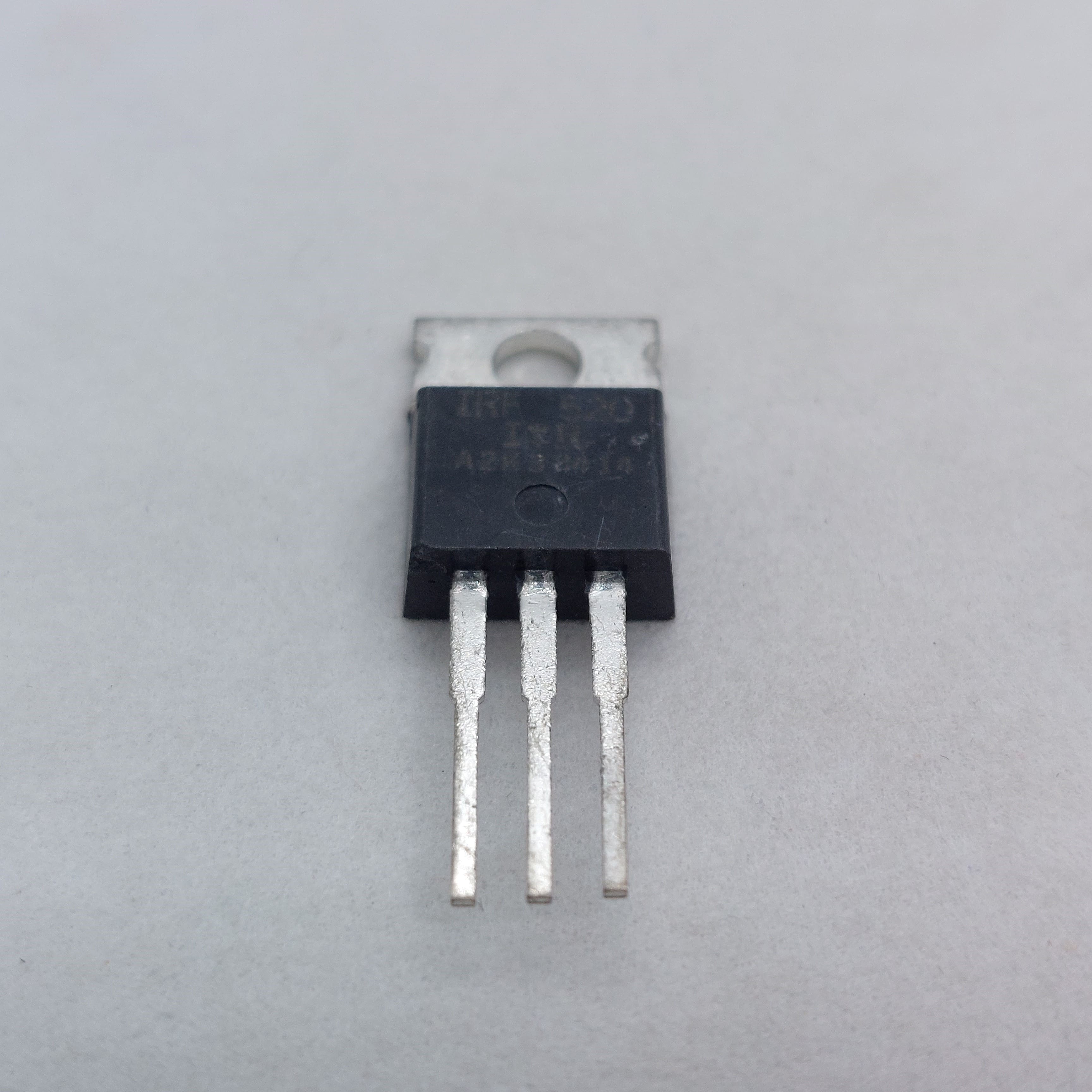 IRF520 TRANSISTOR - Langrex