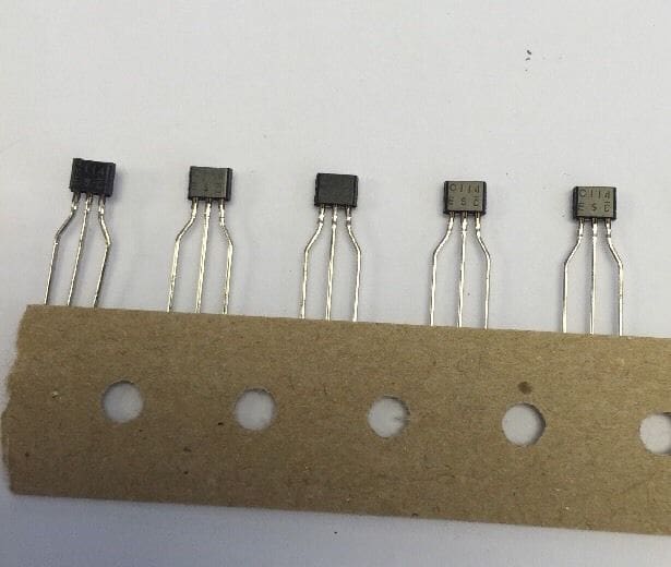 Transistor Rohm 2SD2008-Q – Original Neuf, Boîtier TO-92, Pour Réparations Électroniques